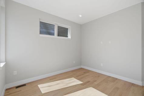 27 Clinton Avenue Jersey City NJ 07304