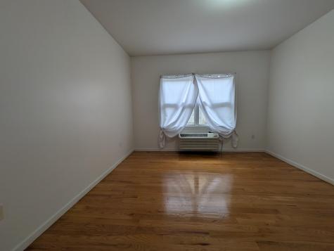 6708 Jackson Street Guttenberg NJ 07093