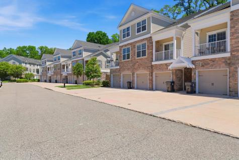 404 Waterview Court Hanover Township NJ 07927