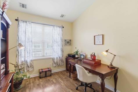 22 Barrister Court Clifton NJ 07013