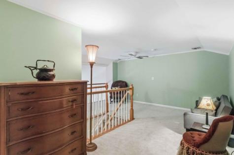22 Barrister Court Clifton NJ 07013