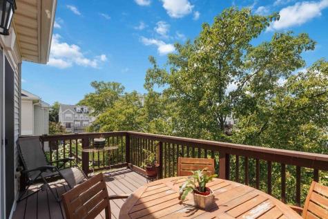 22 Barrister Court Clifton NJ 07013