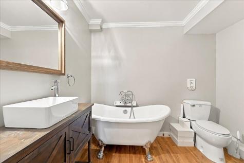 963 Boulevard East Weehawken NJ 07086
