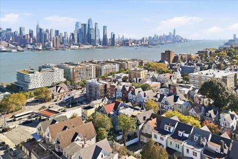 963 Boulevard East Weehawken NJ 07086