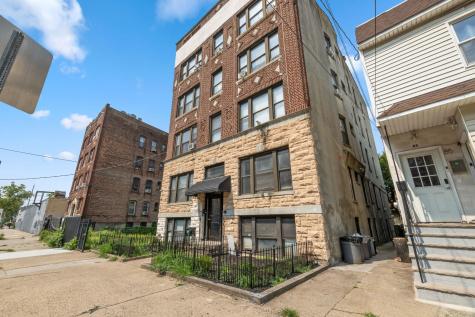 81 Romaine Avenue Jersey City NJ 07306