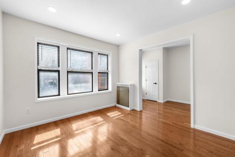 81 Romaine Avenue Jersey City NJ 07306