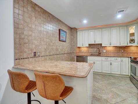 208 Shearwater Court West Jersey City NJ 07305