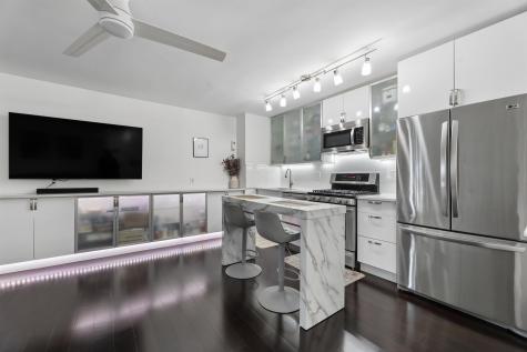 6040 Boulevard East West New York NJ 07093
