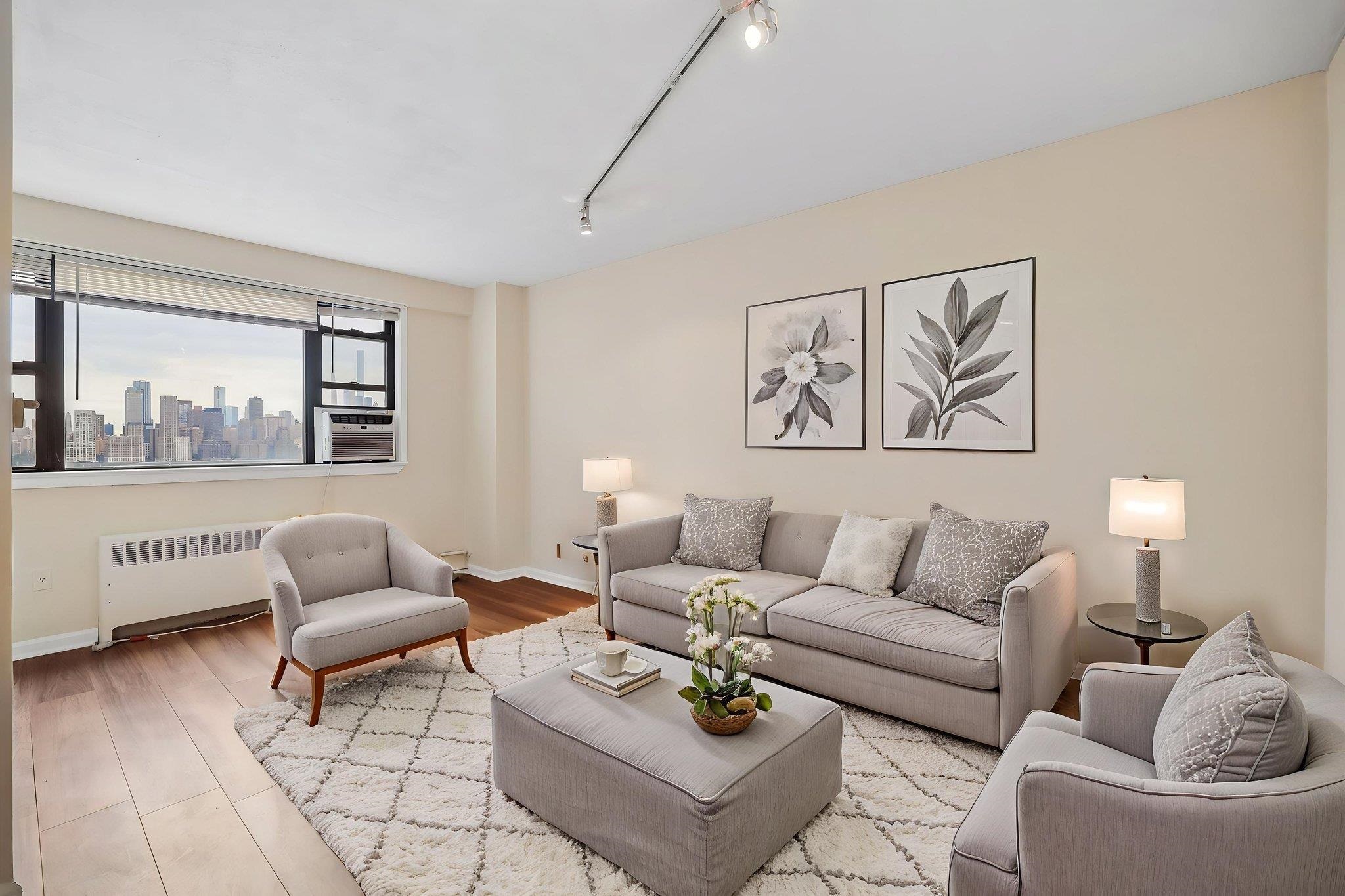 6515 Boulevard East West New York NJ 07093