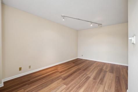 6515 Boulevard East West New York NJ 07093