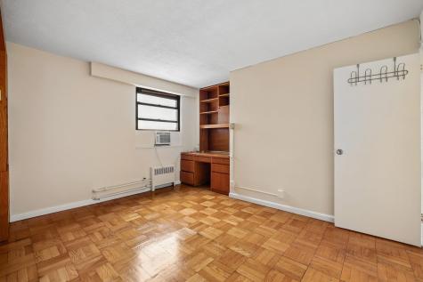 6515 Boulevard East West New York NJ 07093