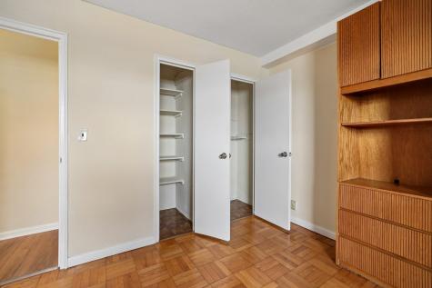 6515 Boulevard East West New York NJ 07093