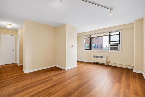6515 Boulevard East West New York NJ 07093