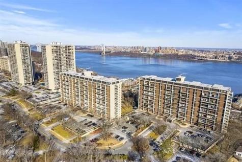 4 Horizon Road Fort Lee NJ 07024