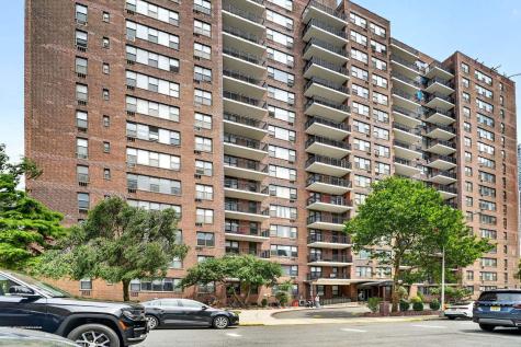 10 Huron Avenue Jersey City NJ 07306
