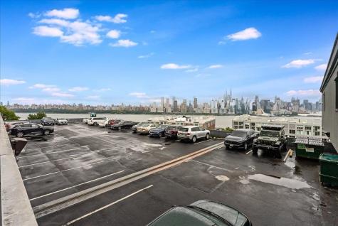 6050 Kennedy Boulevard West New York NJ 07093