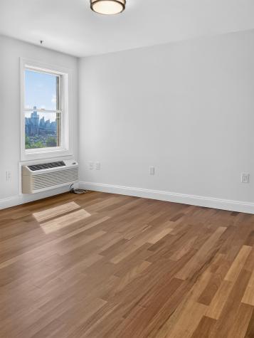 315 7th Street Union City NJ 07087