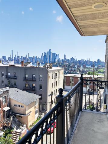 315 7th Street Union City NJ 07087