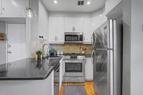 287 8th Street Jersey City NJ 07302-1945