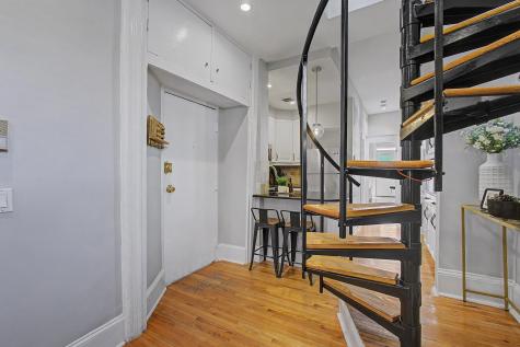 287 8th Street Jersey City NJ 07302-1945