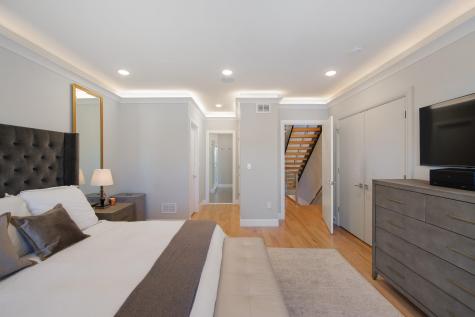 606 Undercliff Avenue Edgewater NJ 07020