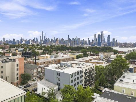 209 Hackensack Plank Road Weehawken NJ 07086