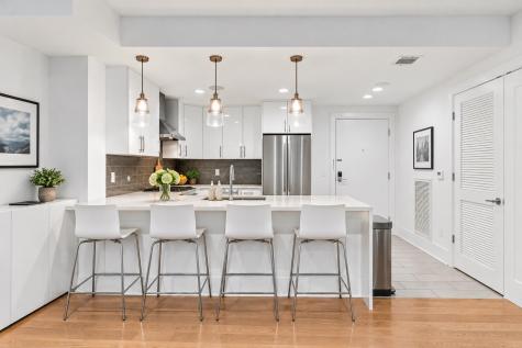 209 Hackensack Plank Road Weehawken NJ 07086