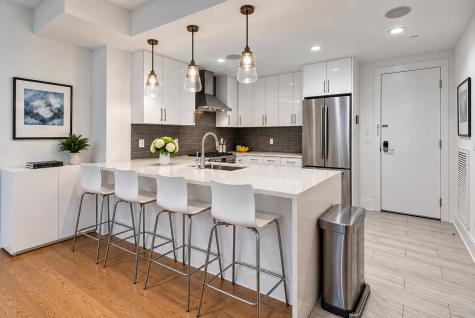209 Hackensack Plank Road Weehawken NJ 07086