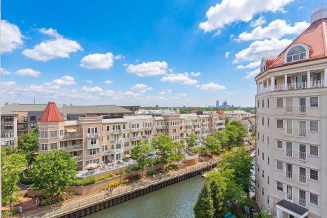 206 Shearwater Court West Jersey City NJ 07305