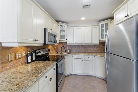 206 Shearwater Court West Jersey City NJ 07305