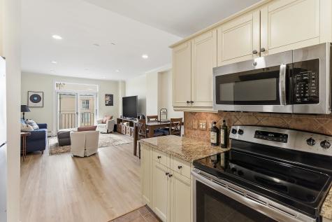 206 Shearwater Court West Jersey City NJ 07305