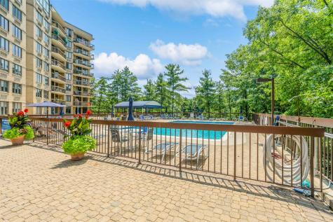 10 Smith Manor Boulevard West Orange NJ 07052
