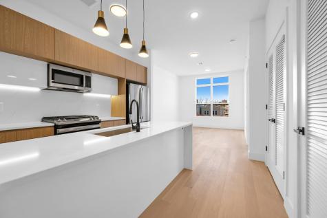 649 38th Street Union City NJ 07087