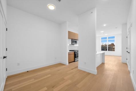 649 38th Street Union City NJ 07087