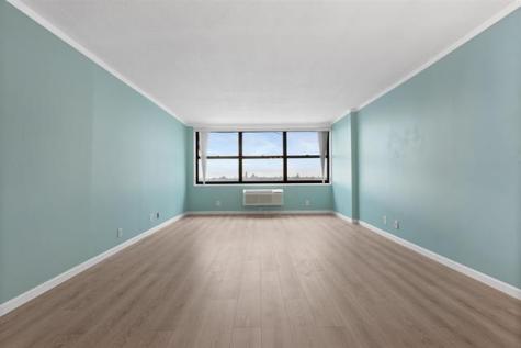 7004 Boulevard East Guttenberg NJ 07093