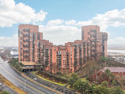 530 Harmon Cove Tower Secaucus NJ 07094