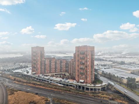 530 Harmon Cove Tower Secaucus NJ 07094