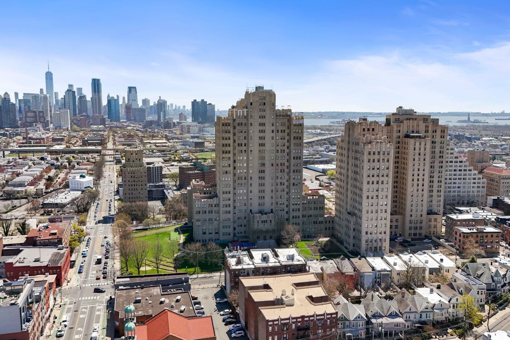 4 Beacon Way Jersey City NJ 07304