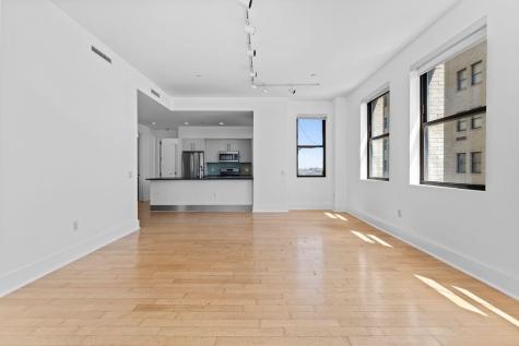 4 Beacon Way Jersey City NJ 07304