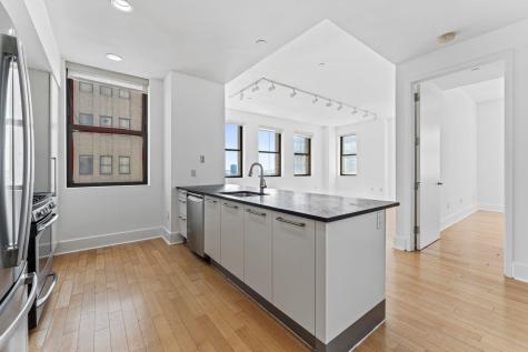4 Beacon Way Jersey City NJ 07304