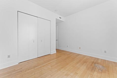 4 Beacon Way Jersey City NJ 07304