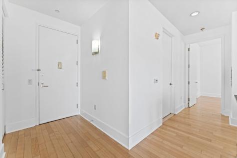 4 Beacon Way Jersey City NJ 07304