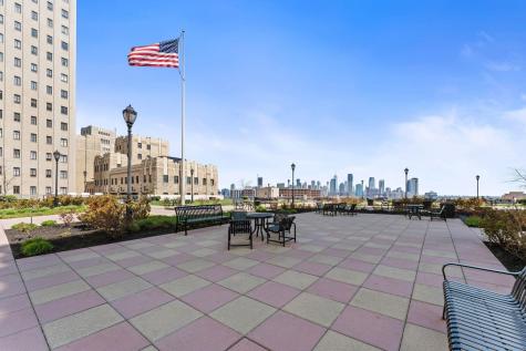 4 Beacon Way Jersey City NJ 07304