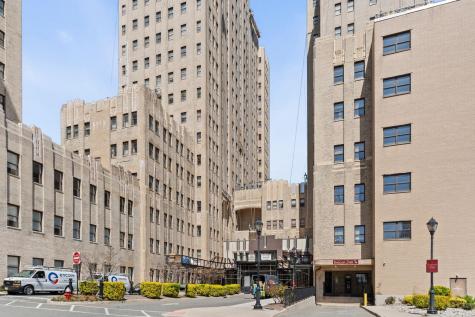 4 Beacon Way Jersey City NJ 07304