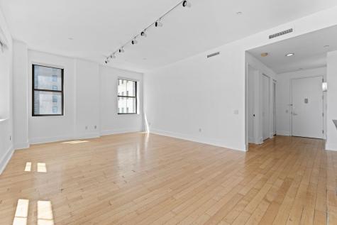 4 Beacon Way Jersey City NJ 07304