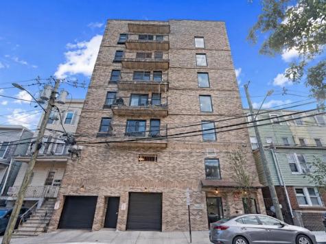 315 7th Street Union City NJ 07087