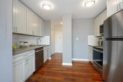 100 Manhattan Avenue Union City NJ 07087