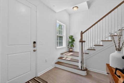 197 Roosevelt Drive Wood-ridge NJ 07075