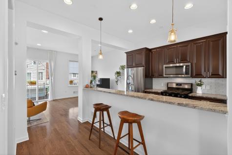 197 Roosevelt Drive Wood-ridge NJ 07075