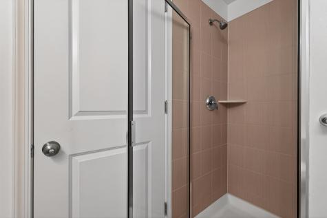 197 Roosevelt Drive Wood-ridge NJ 07075